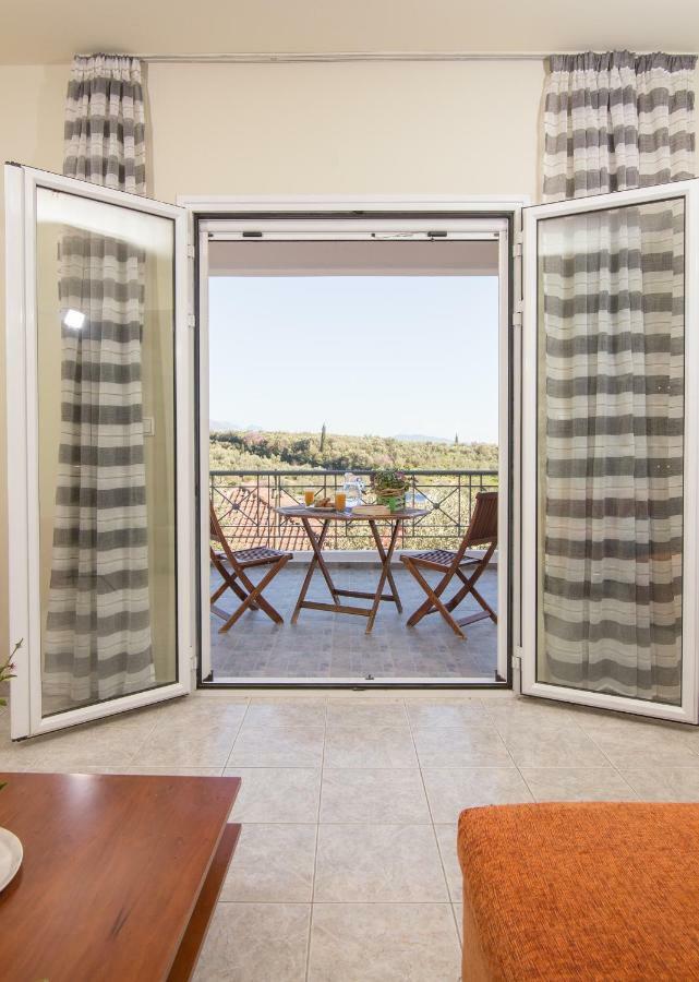 Elea Apartment