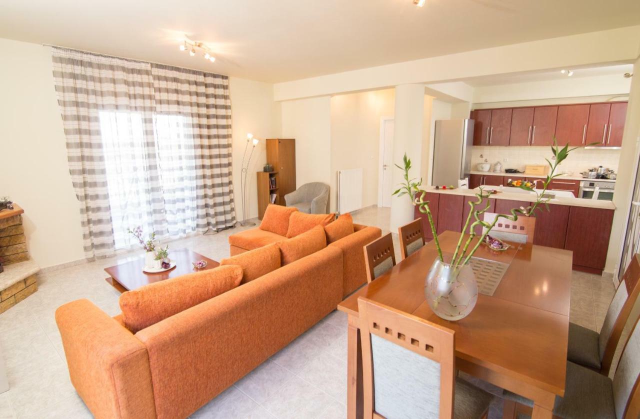 Elea Apartment